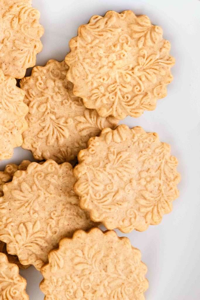 Basler Läckerli (Traditional Swiss Honey Spice Cookies) 9 Swiss Tirgell Cookies