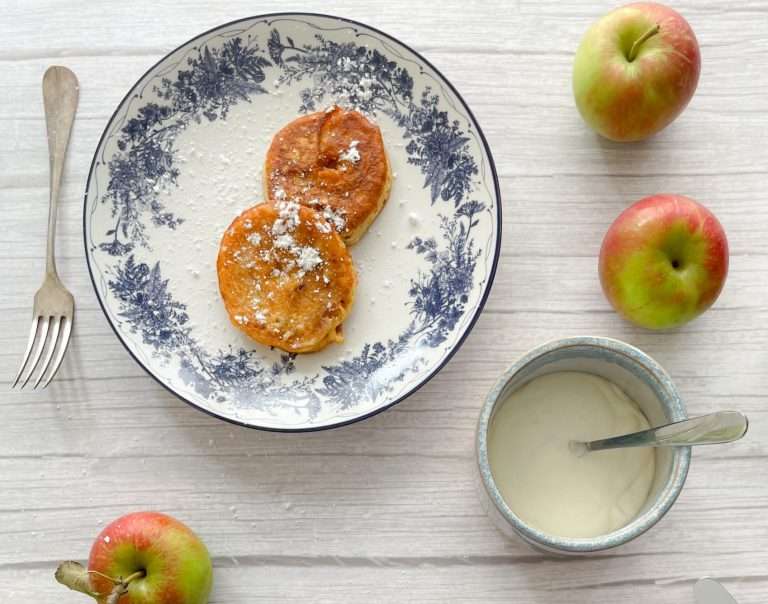 Swiss apple fritters, apfelkuchlein.